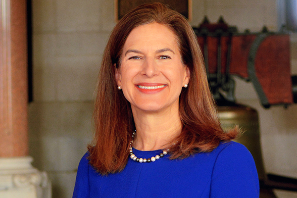 Photo of Susan Bysiewicz