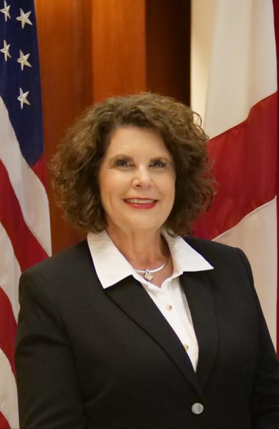 Photo of Donna Givens