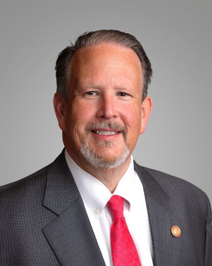 Photo of Howard Beaty