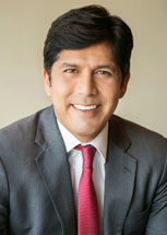 Photo of Kevin de León