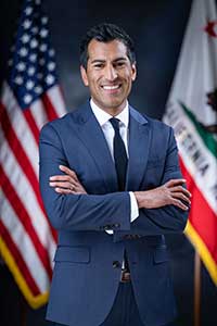 Photo of Robert Rivas
