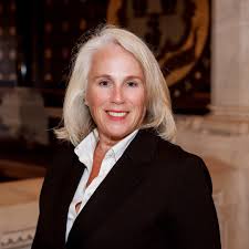 Photo of Renee Muir