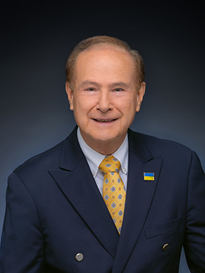 Photo of Gene Ward
