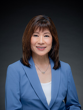 Photo of Nadine K. Nakamura