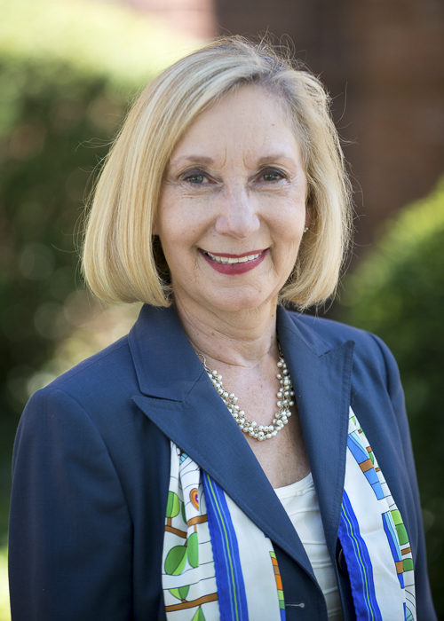 Photo of Robyn Gabel