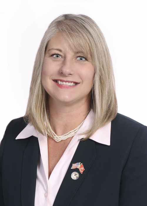 Photo of Stephanie Kifowit