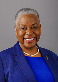 Photo of Pamela Stevenson