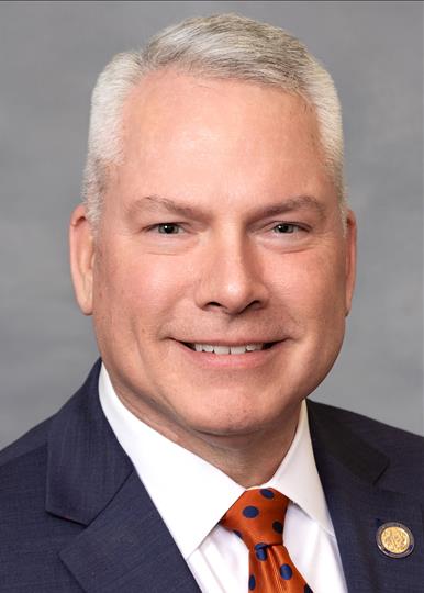 Photo of Grant Campbell