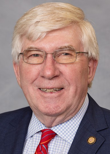 Photo of Tom McInnis