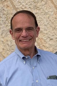 Photo of Bob Lynn