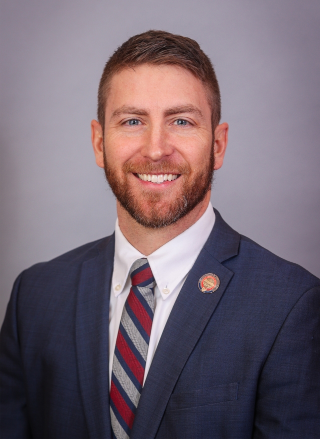 Photo of Riordan McClain