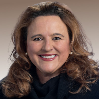 Photo of Heidi Campbell