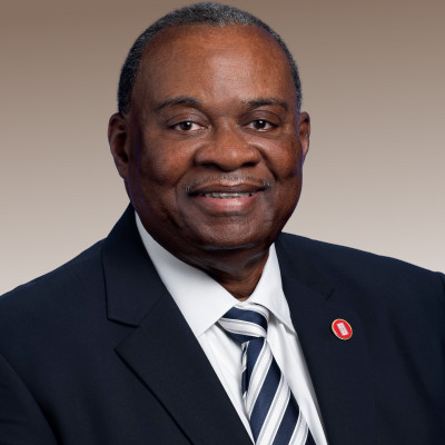Photo of JoAnne Favors