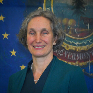 Photo of Rebecca Holcombe