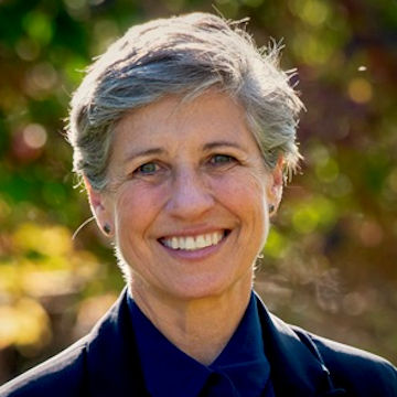 Photo of Tiff Bluemle