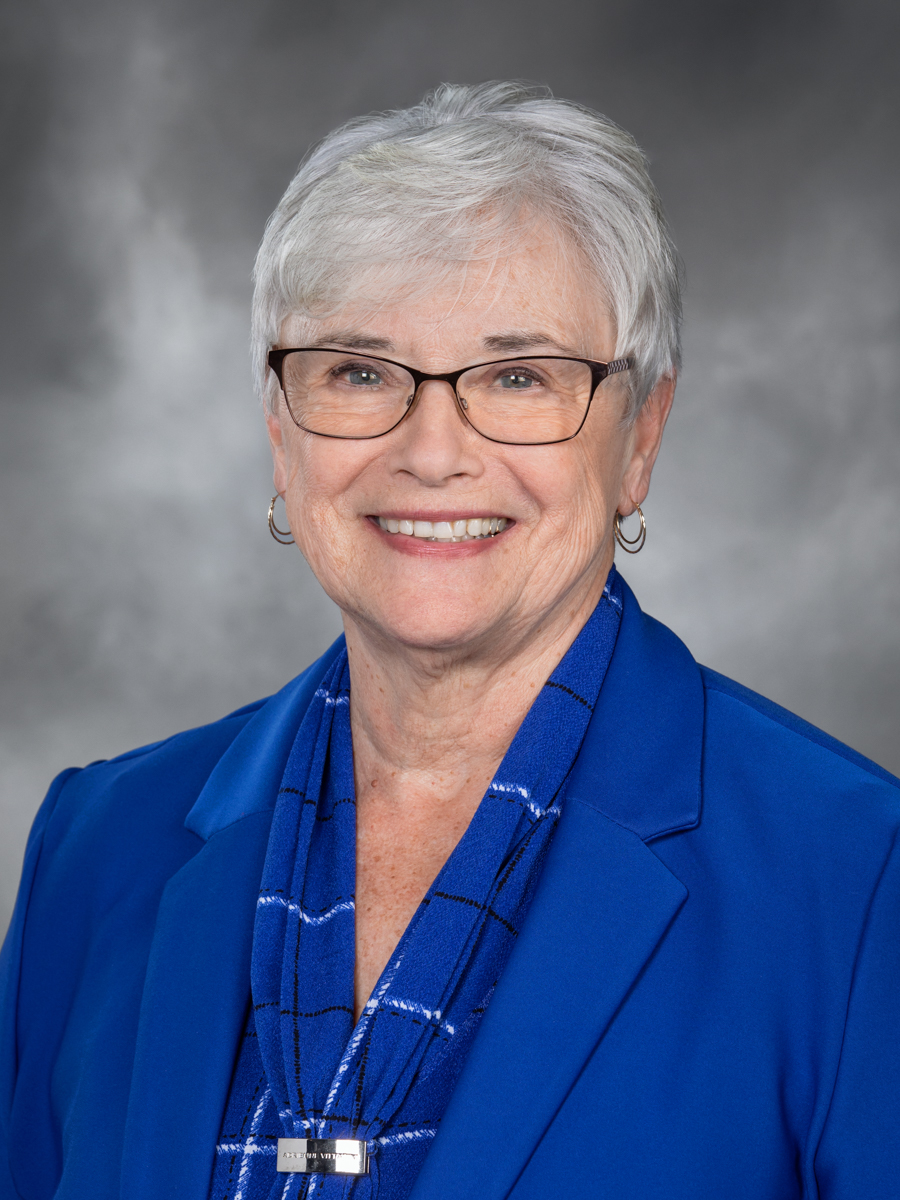 Photo of Carolyn Eslick